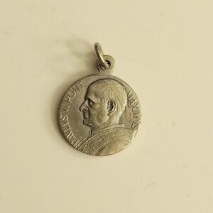 Vintage Pope Paul VI Paulus VI Pont Maximus Religious Medal Charm  Dark Academia